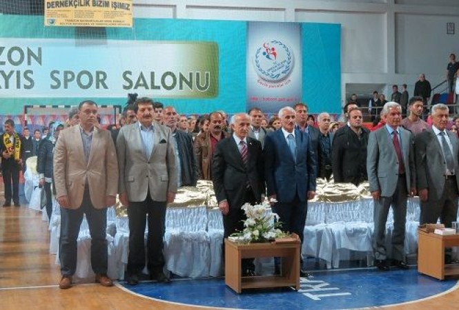 Trabzon'da Yapılan Bayburtlular Gecesi Etkinilikleri Coşkuyla Kutlandı