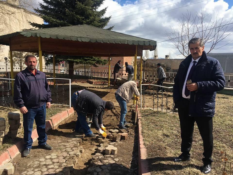 Aydintepe Belediyesi park yenileme çalışmalarına ara vermeden devam ediyor 